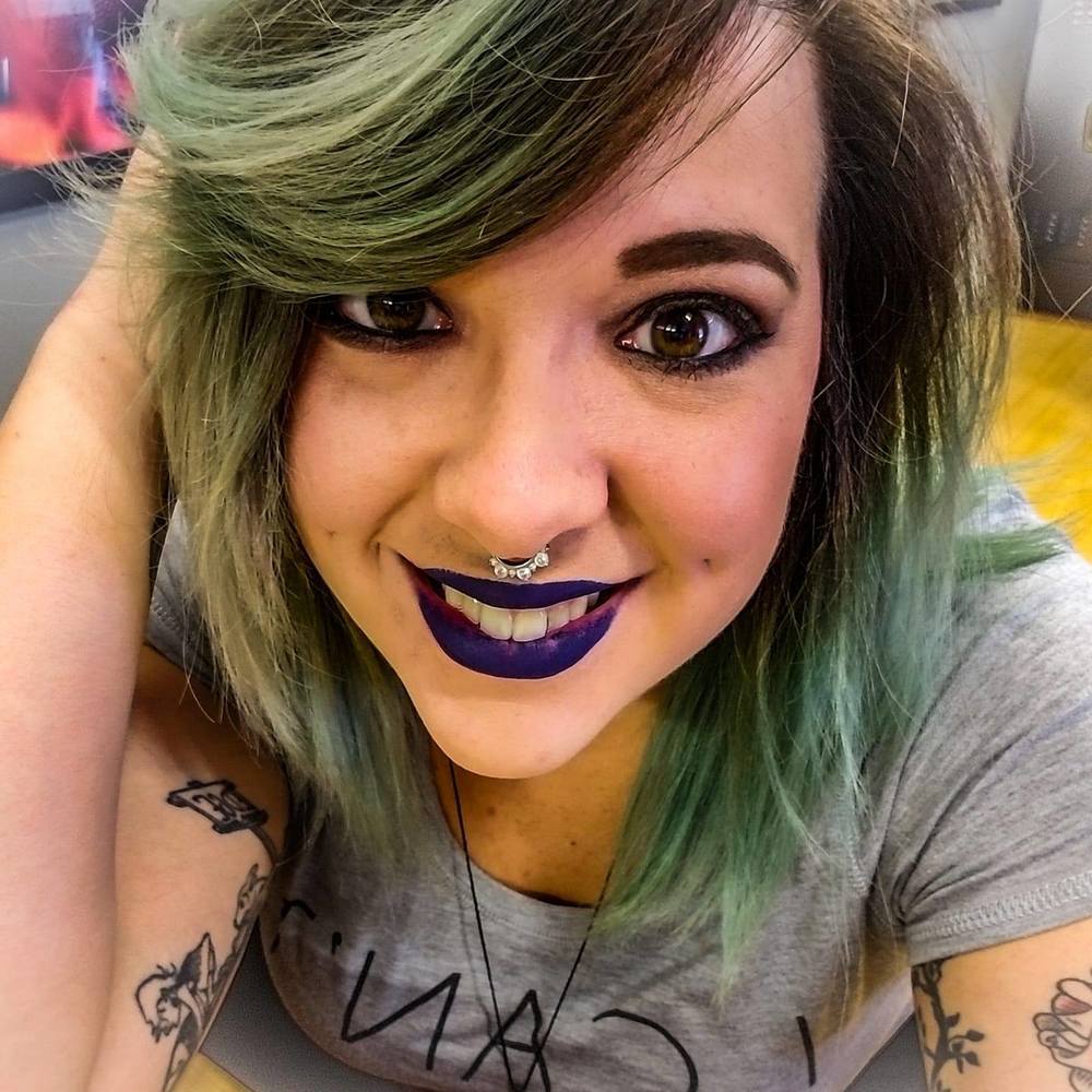 Meet your Posher, Amber